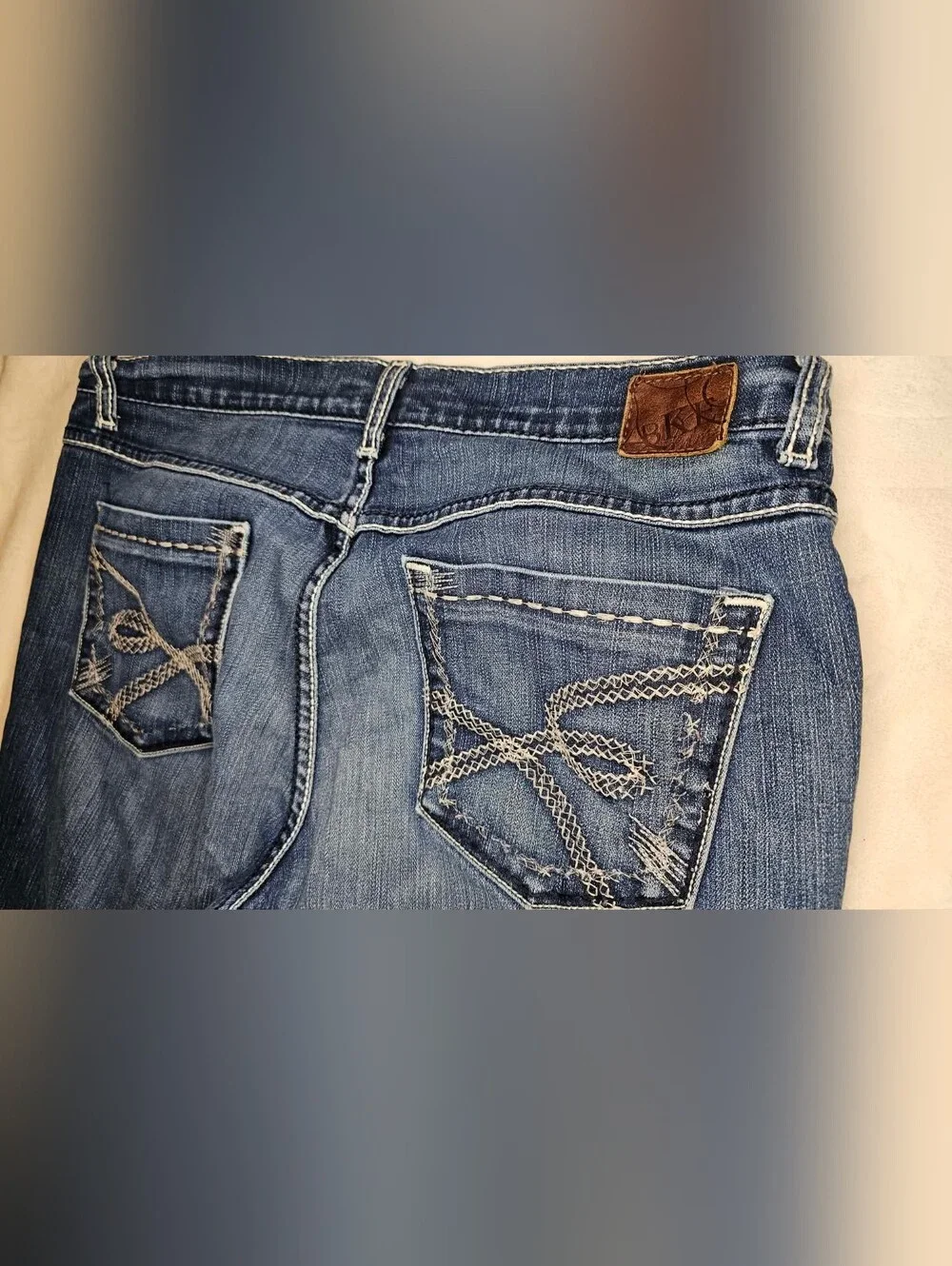 BKE Drew Jeans / 34 x 31.5 / Distressed - Dark Wash / Bootcut